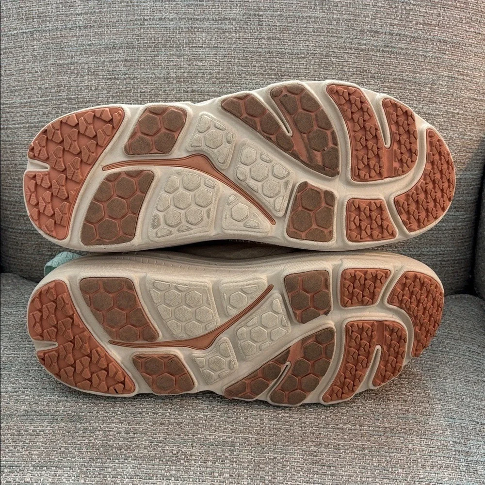 Hoka one bondi